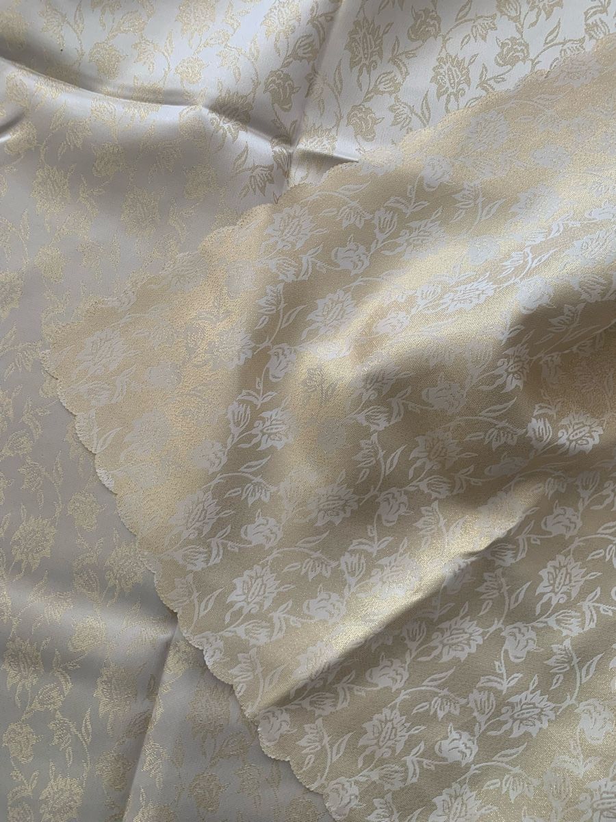 Coperte: Hochwertiger Tischdecke mit Blumenmuster - Elegante Optik! – Nuovo (secondo la descrizione) da Rüfenacht venduto da lilly_67 2