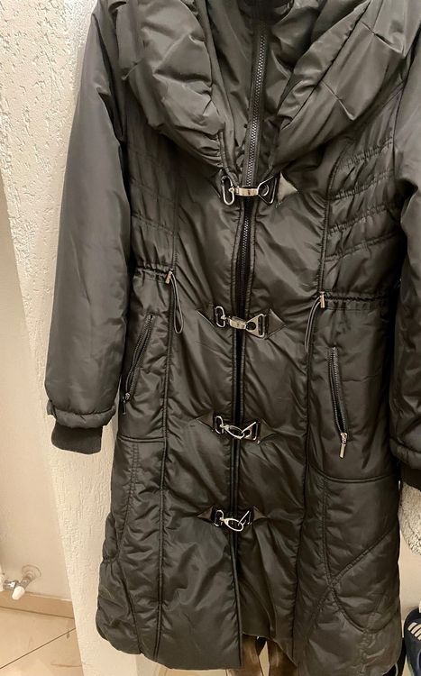 Langer Steppmantel mit raffiniertem Verschluss | Kaufen auf Ricardo