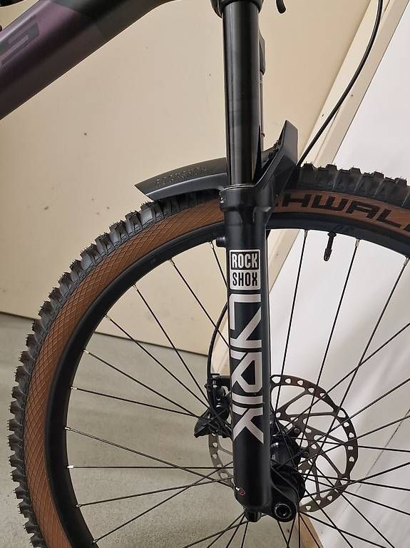 Velos: Mountainbike aus Carbon 29" – Gebraucht aus Grenchen von AngiBall 6