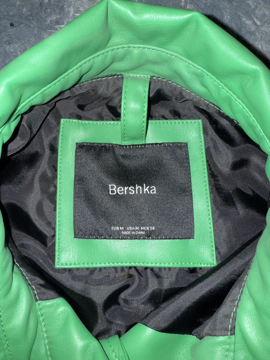 Bershka Giacche: Grüne Lederjacke, Grösse M, – Nuovo (secondo la descrizione) da Dietikon venduto da jagamel 1