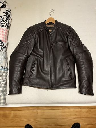 Veste en cuir marron, qualité supérieure, taille 56!