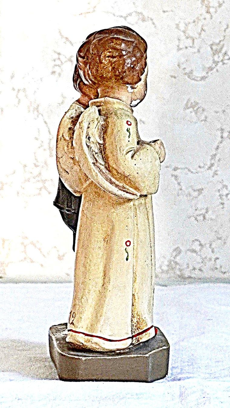Skulpturen & Statuen: Engel mit betendem Knabe ca. 1930 – Gebraucht aus Baar von 2cvbaar 1