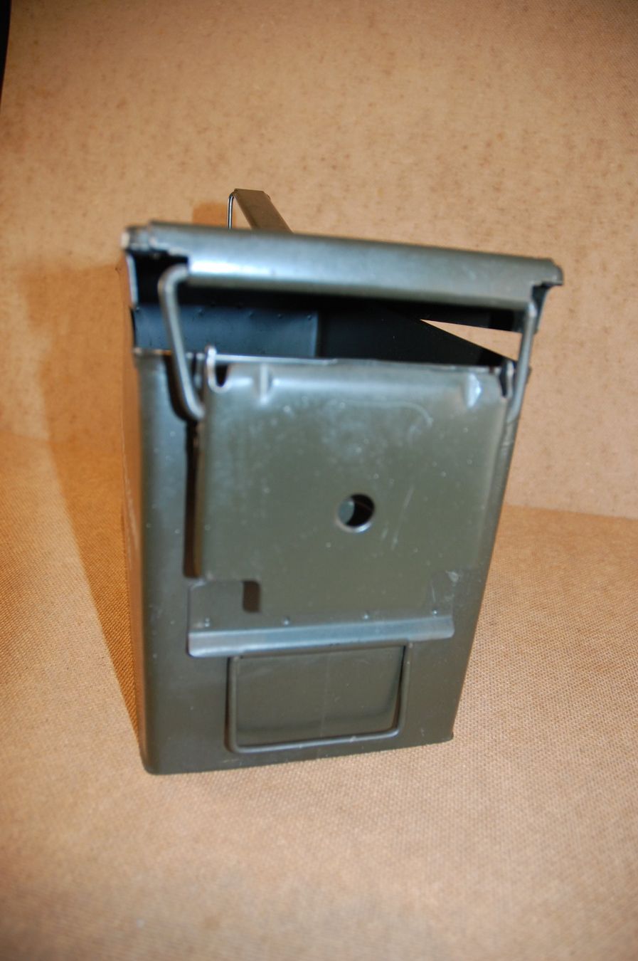 Attrezzatura & Pezzi di ricambio: Munitionsbox Armee, Metallbox mit Dichtung – Nuovo (secondo la descrizione) da Magden venduto da Hornet2 7