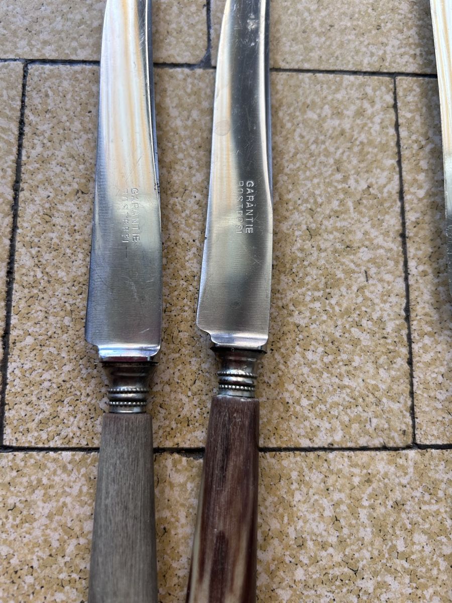 Set di posate: Besteck Set mit Holzgriffen 58 Teile versilbert  – Usato da Zürich venduto da ann_9fv5 6