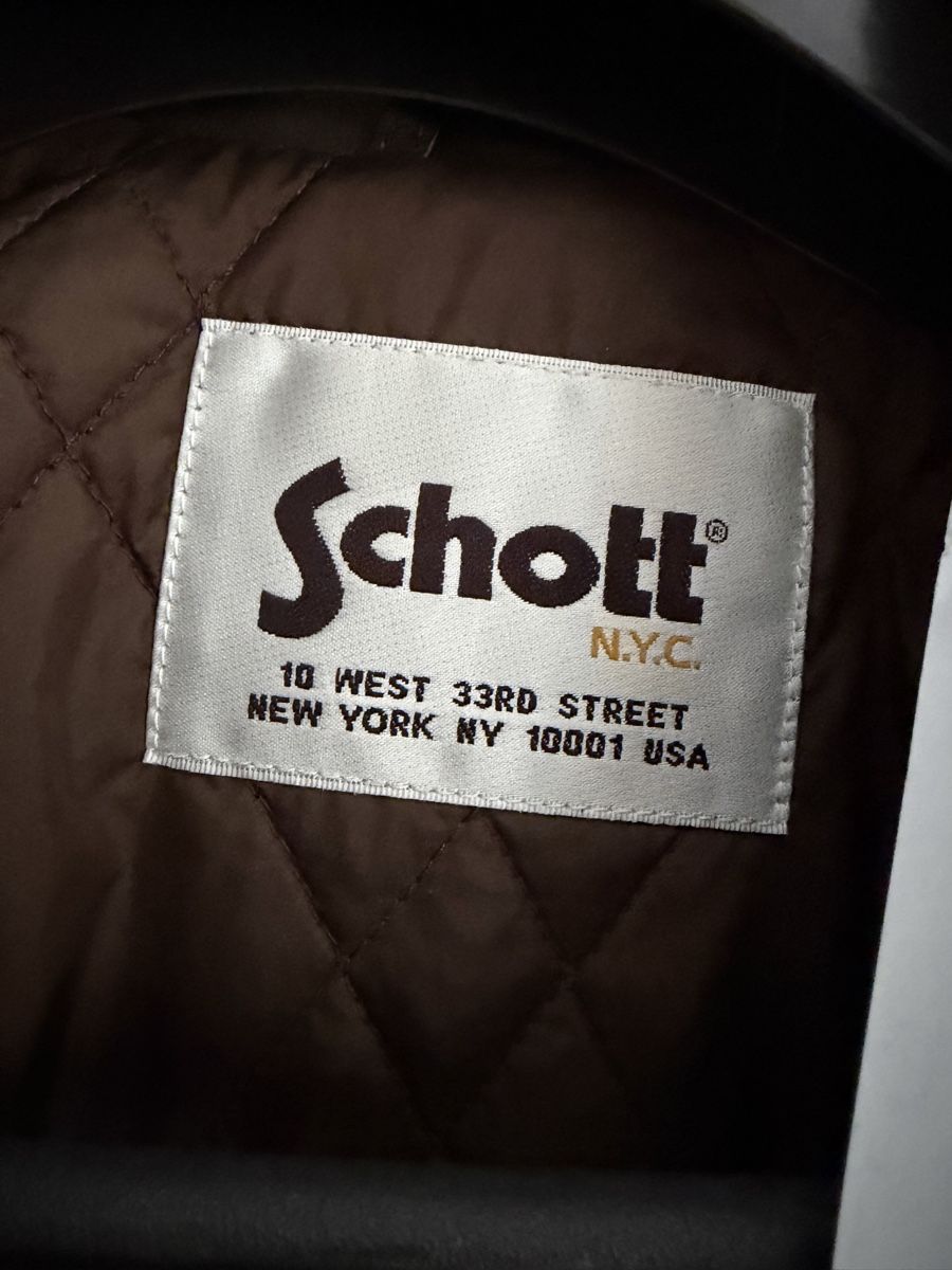 Schott Jacken: Veste leather jacket SCHOTT size L – Neu und originalverpackt aus Lausanne von san_9d2j 3
