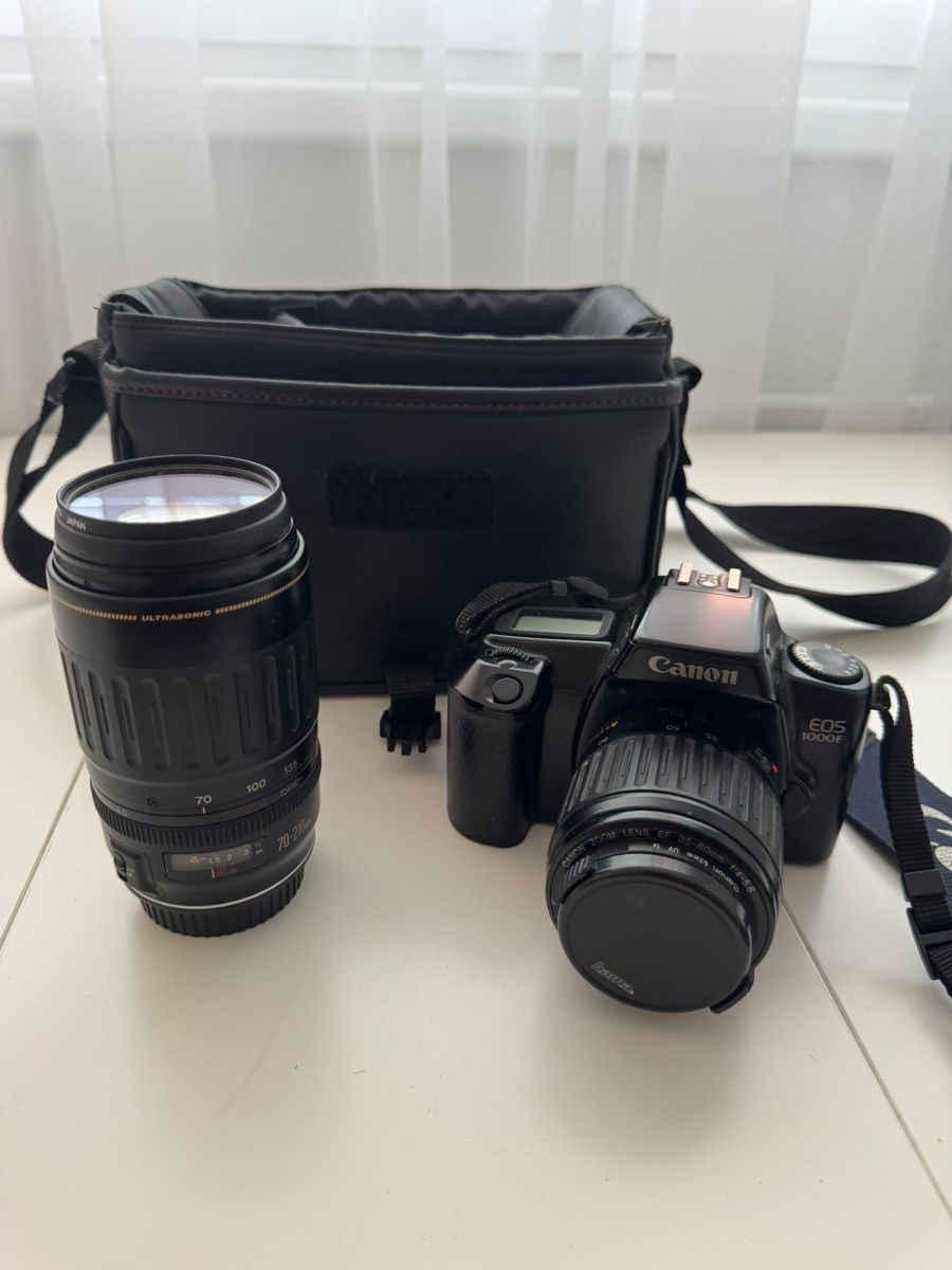 Canon Appareil photo: Sacoche Canon EOS 1000F et objectif – D'occasion à Brügg BE par haj_9zhk 4