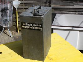 VINTAGE KANISTER BENZIN ÖL DIESEL MILITÄR?