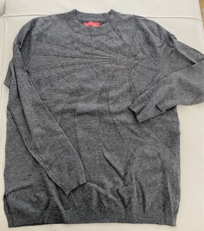 Schöne Pullover aus 10% Kaschmir 🌸