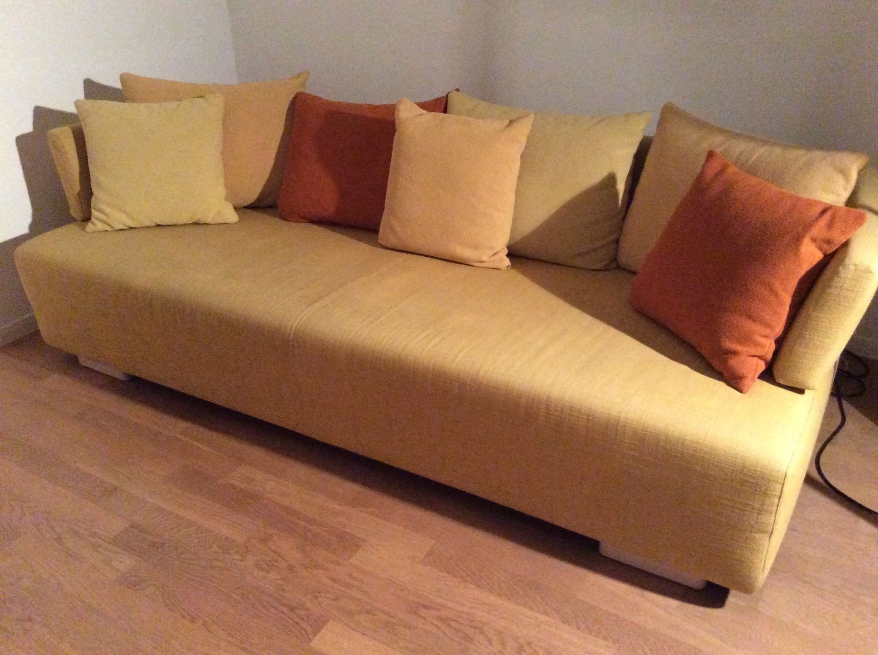 Team By Wellis Sofas: Sofa Bettsofa von Team by Willis – D'occasion à Windisch par DEBE01 3