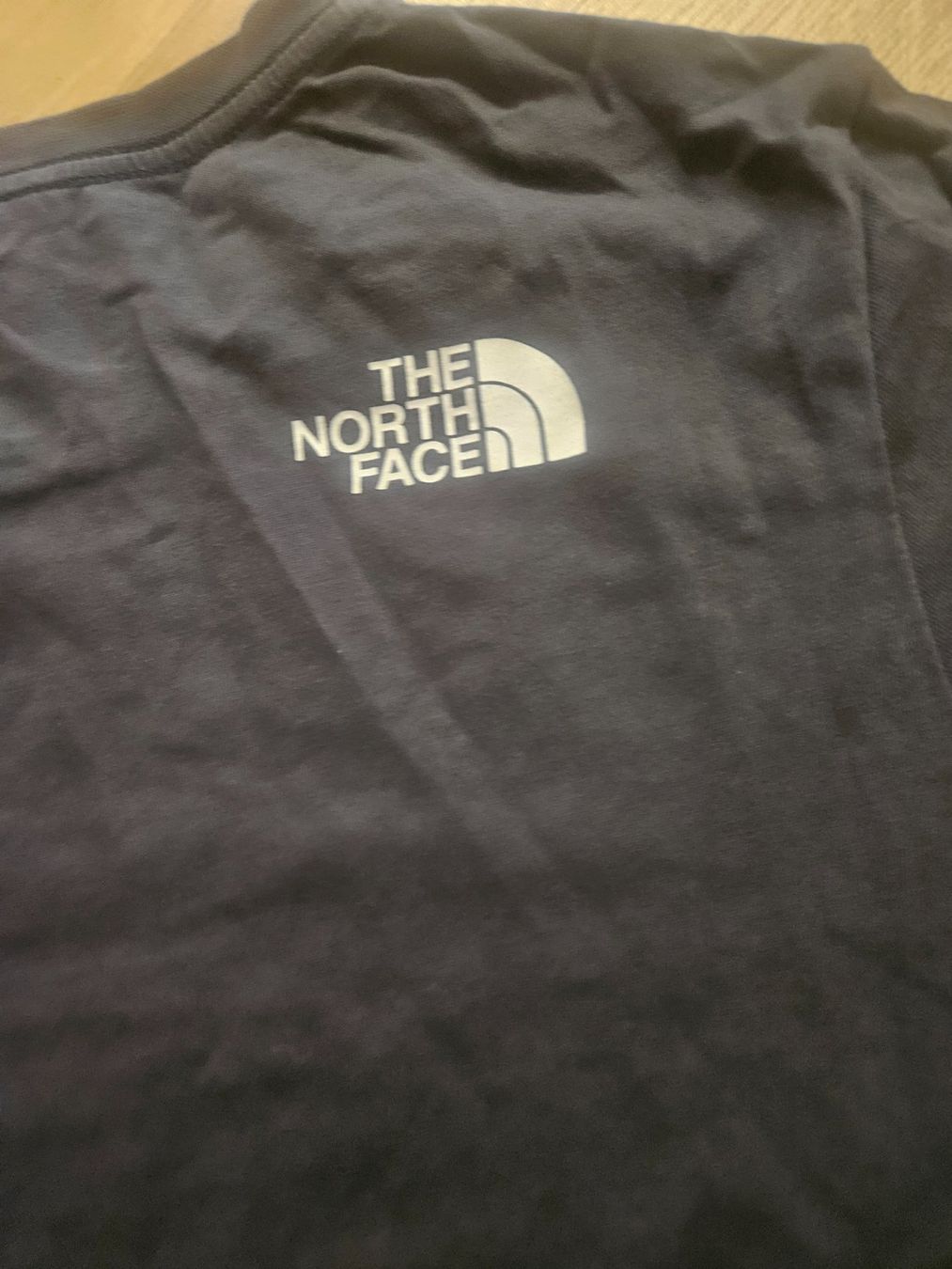 Camicie, T-shirt & Polo: T-Shirt von The North Face – Usato da Luzern venduto da Dan_8m79 3