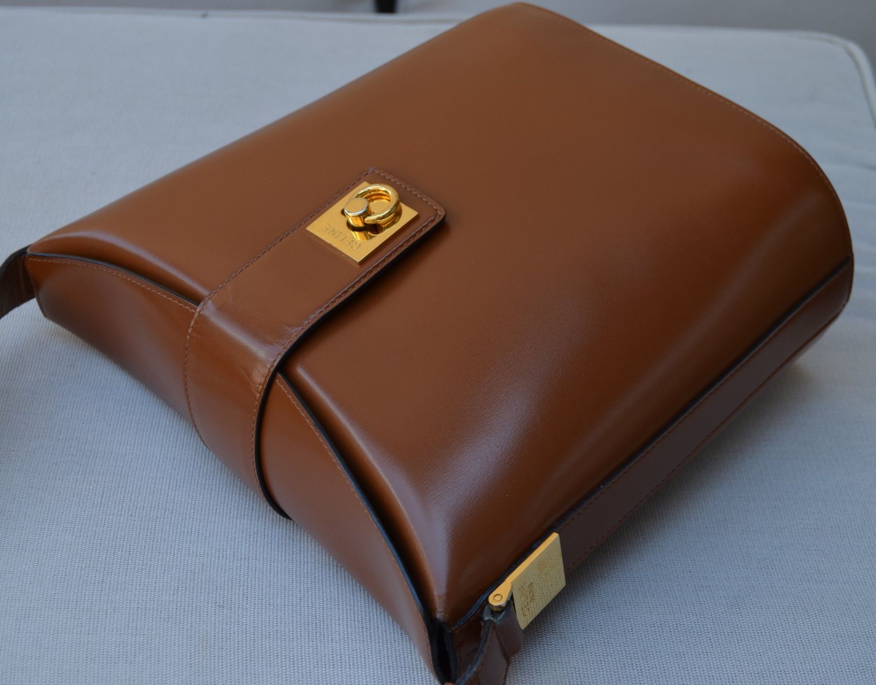 Celine Borse da donna: Céline Bucket Taache / sac – Usato da Collonges venduto da Auganien 6