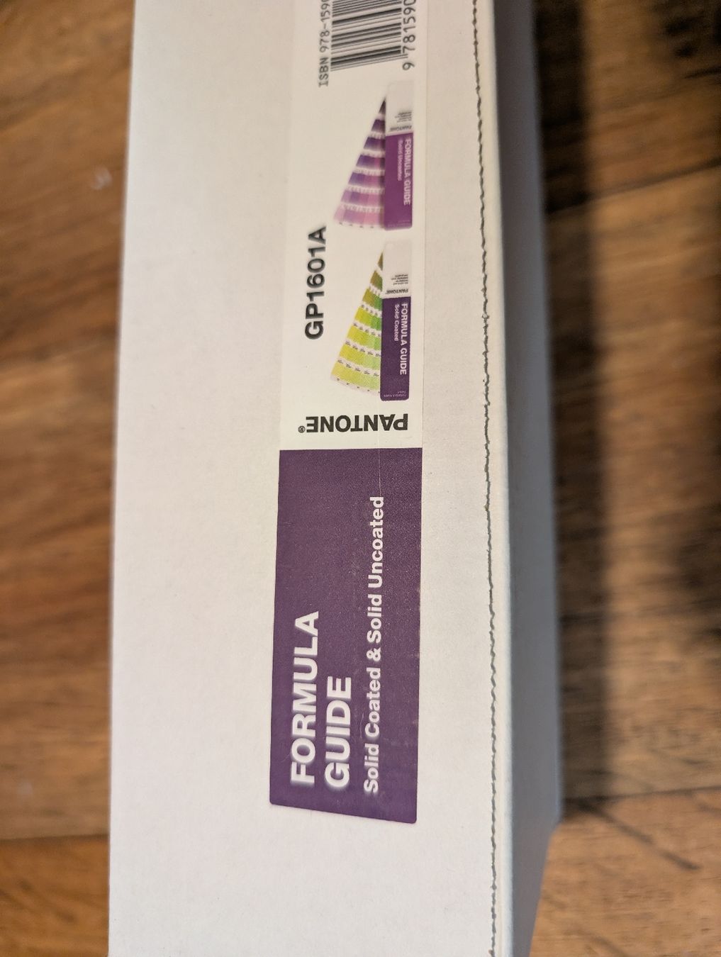 Libri: Pantone Formula Guide Solid Coated&Uncoated – Nuovo (secondo la descrizione) da Pratteln venduto da Baluriev