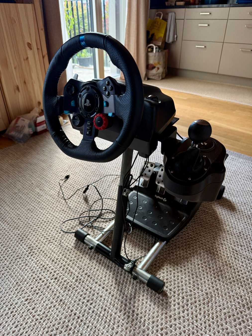 Logitech Consoles: Logitech Lenkrad G29 + Wheel Stand Pro – D'occasion à Meilen par fam-nan 1