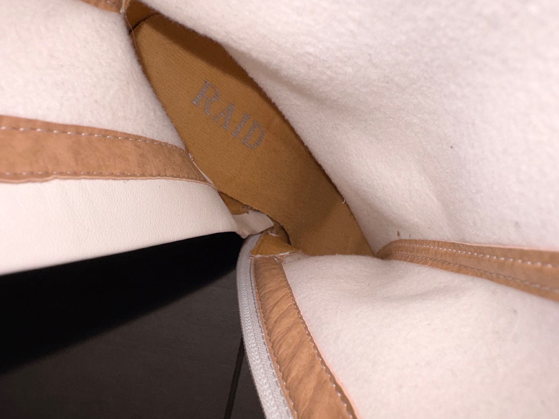 Scarpe da donna: Stiefeletten Weiss, Gr. 36 einmalig getragen – Nuovo (secondo la descrizione) da Stüsslingen venduto da eli_ltv7 3