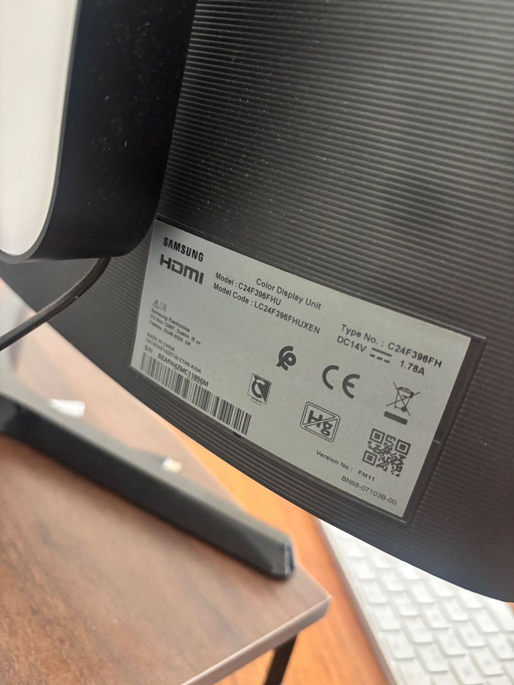 Samsung Monitore: 24 Zoll Curved Display von Samsung – Gebraucht aus Nidau von kingmigae 2