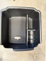VW Tiguan aufbewahr' box/ trenn box für Armlehne box 