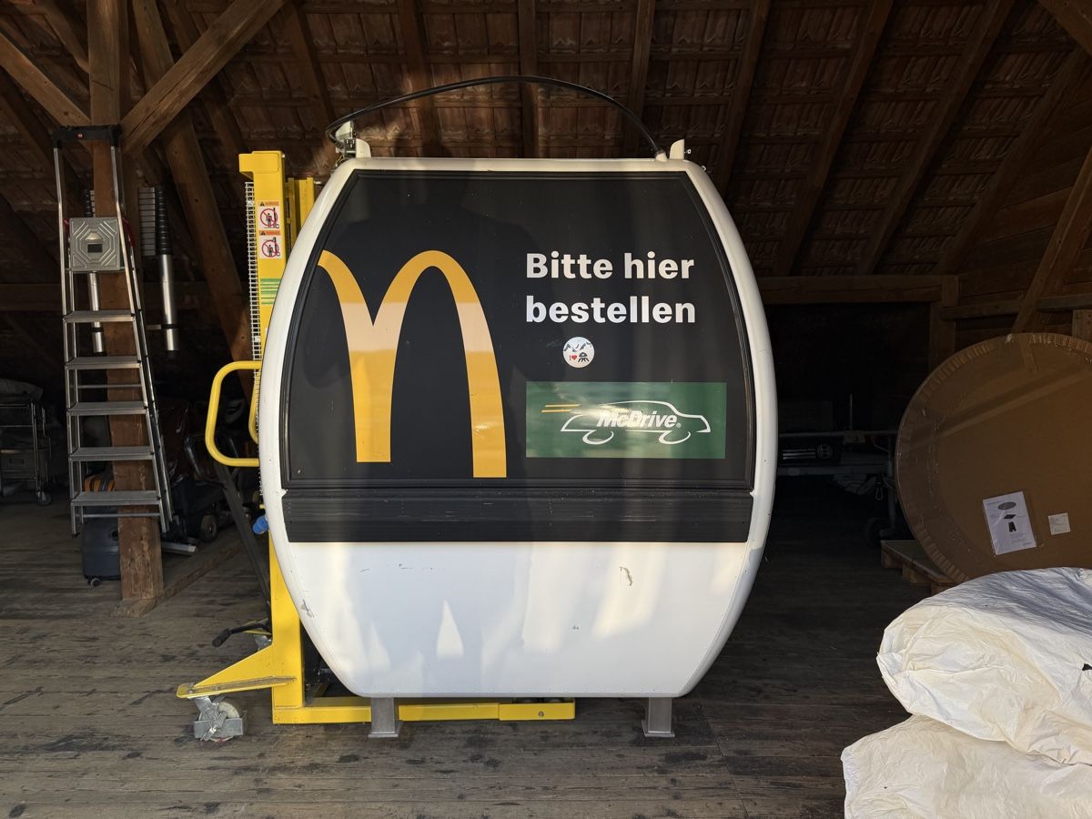 Rifugi: Seilbahn Gondel mit Tisch – Usato da Aarburg venduto da bas_q6r5 9