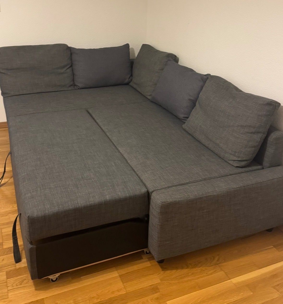 Ikea Divani: Ikea Bettsofa (wenig gebraucht) – Usato da Worb venduto da Buelent3 1
