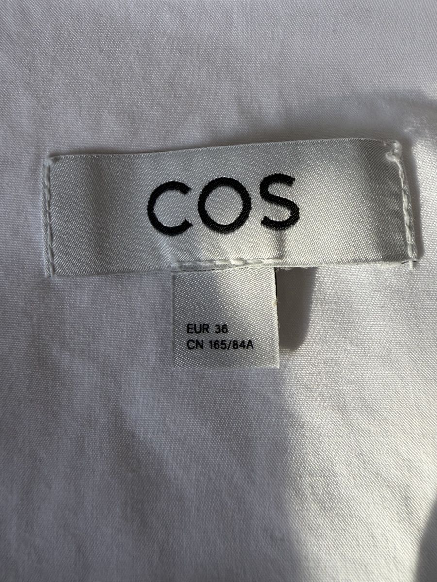 Cos Blusen: COS Hemd Cropped – Gebraucht aus Dietikon von and_nw92 2