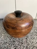 Contenitore in legno a forma di mela/pomo