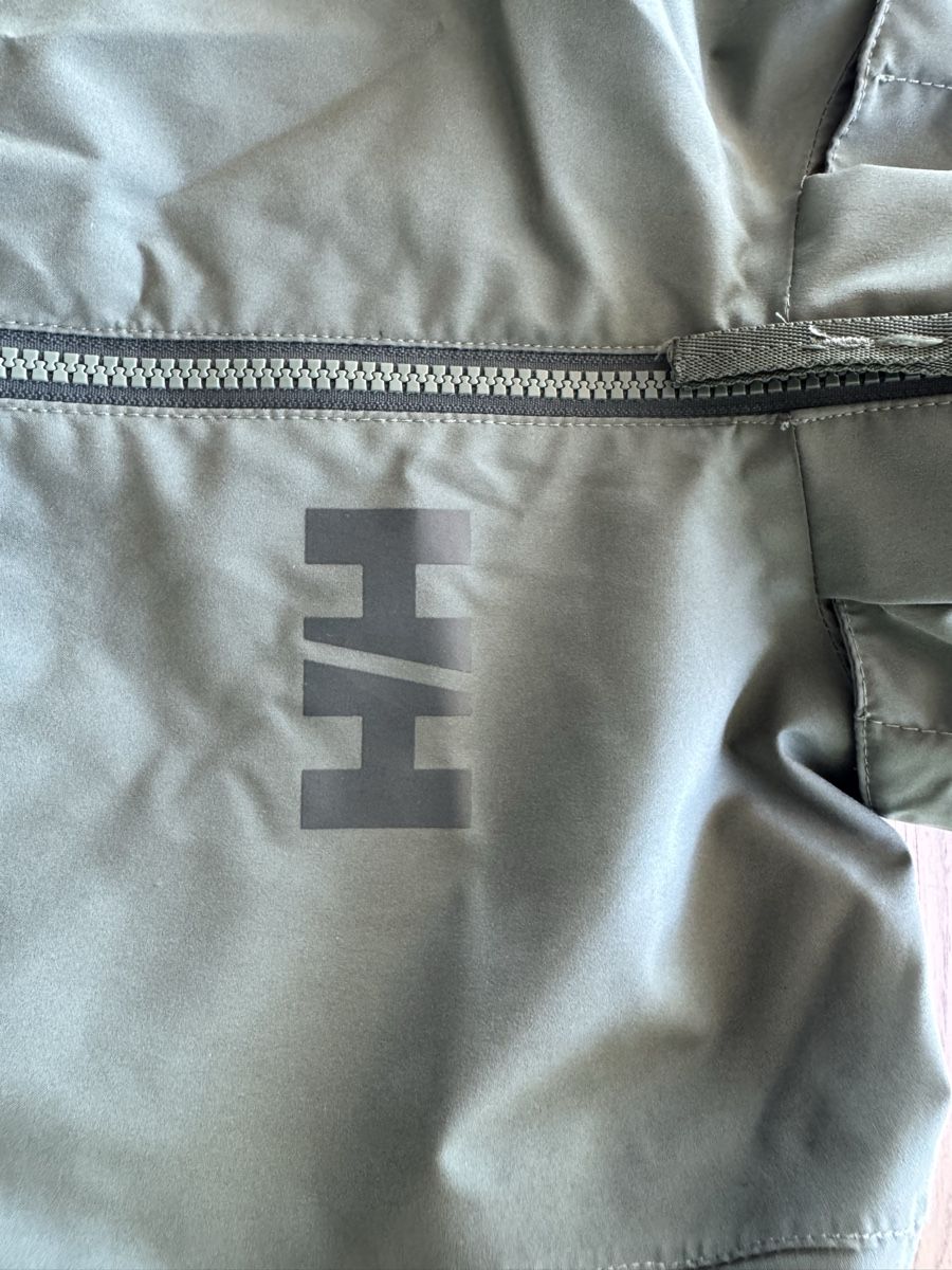 Helly Hansen Giacche & Cappotti: Helly Hansen Jacke Gr. 152 HELLY TECH Performance, NEUWERTIG – Nuovo (secondo la descrizione) da Adliswil venduto da Simon276 1