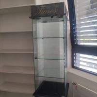 Vitrine - Schaukasten Ausstellregar schliessbar, beleuchtet
