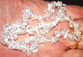 Halskette L-9531 – Bergkristall Chips ca. 3x6mm 42+4cm