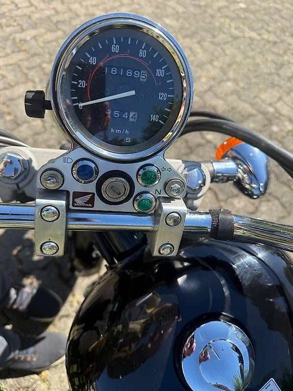 Honda Chopper: Honda CA 125 Rebel, gemütlicher Chopper – Usato da Lupsingen venduto da Rodocaro 4
