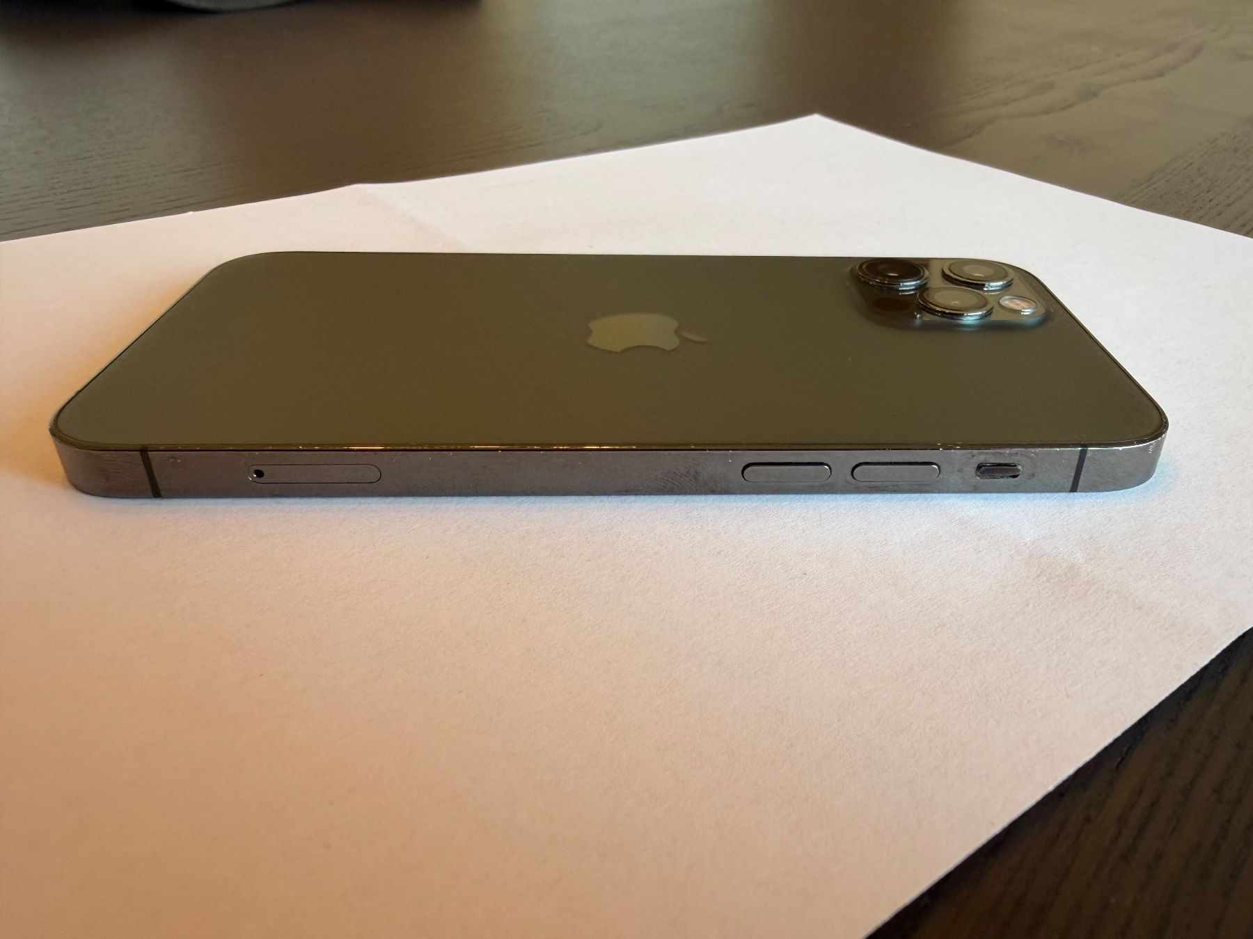 Apple Telefoni cellulari / Smartphones: iPhone 12 Pro, 256 GB, Space Gray – Usato da Küssnacht am Rigi venduto da dav_g2q6 5