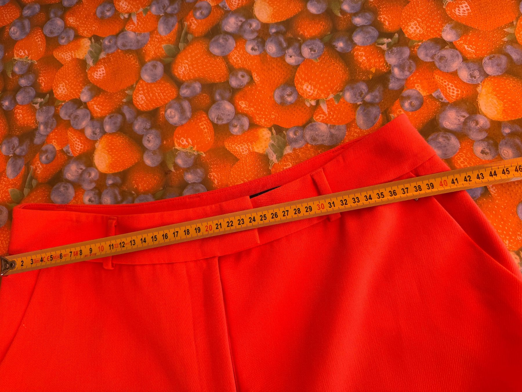 Comma Hosen: Elegante Hosen orange Grösse 38 - Comma – Gebraucht aus Cugnasco von tizianaq 2