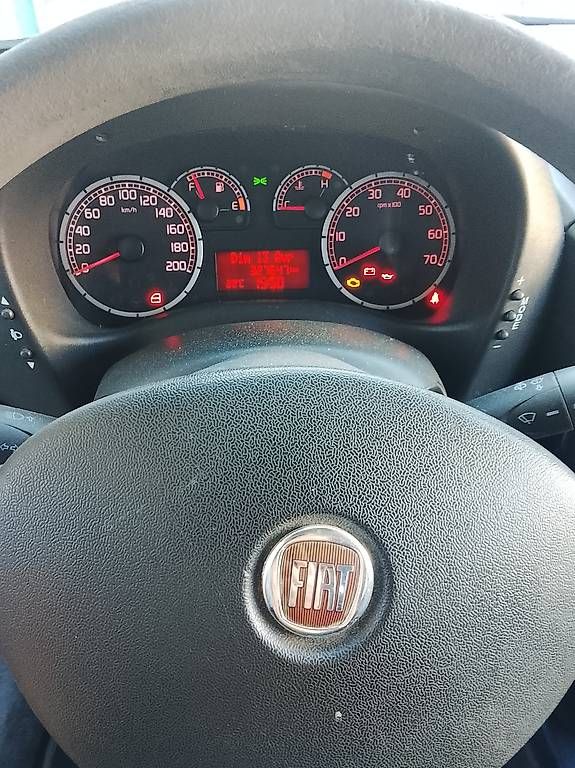 Autos: Fiat Doblo 1.9 JTD – Gebraucht aus Mont-sur-Lausanne von ivo_ck55 3