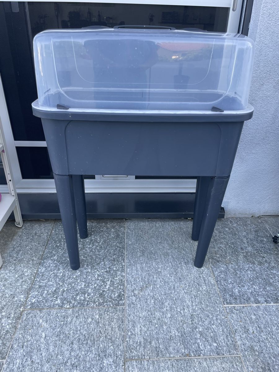 Behälter & Ähnliches: Hochbeet  Box mit Deckel – Gebraucht aus Oberwil BL von Mirrucho