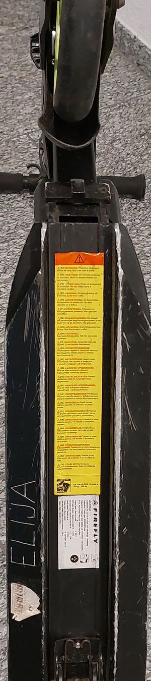 Kickboard: Firefly Klapproller 180 schwarz grün – Usato da Luzern venduto da Ch.Imfeld 1