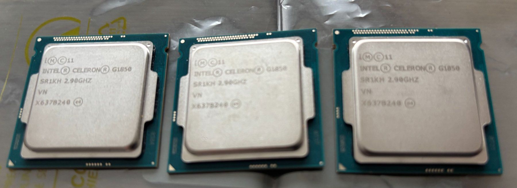 Intel Componenti elettronici: 3 Stück Intel Celeron G1850 Prozessoren – Usato da Bassersdorf venduto da Antaris01