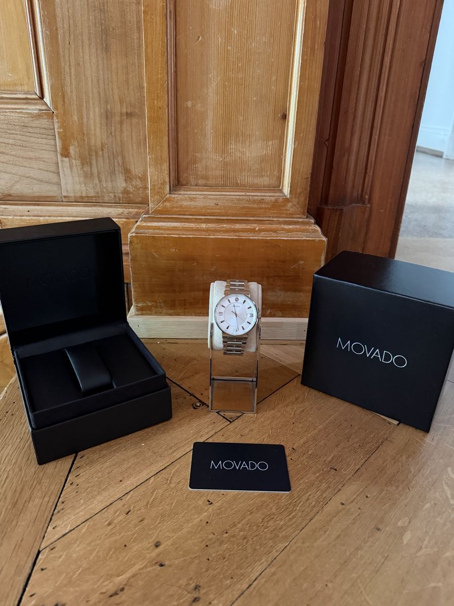 Movado Orologi: Movado SE Pilot Armbanduhr NEU – Nuovo e nell'imballaggio originale da Schaffhausen venduto da oscarstahelag