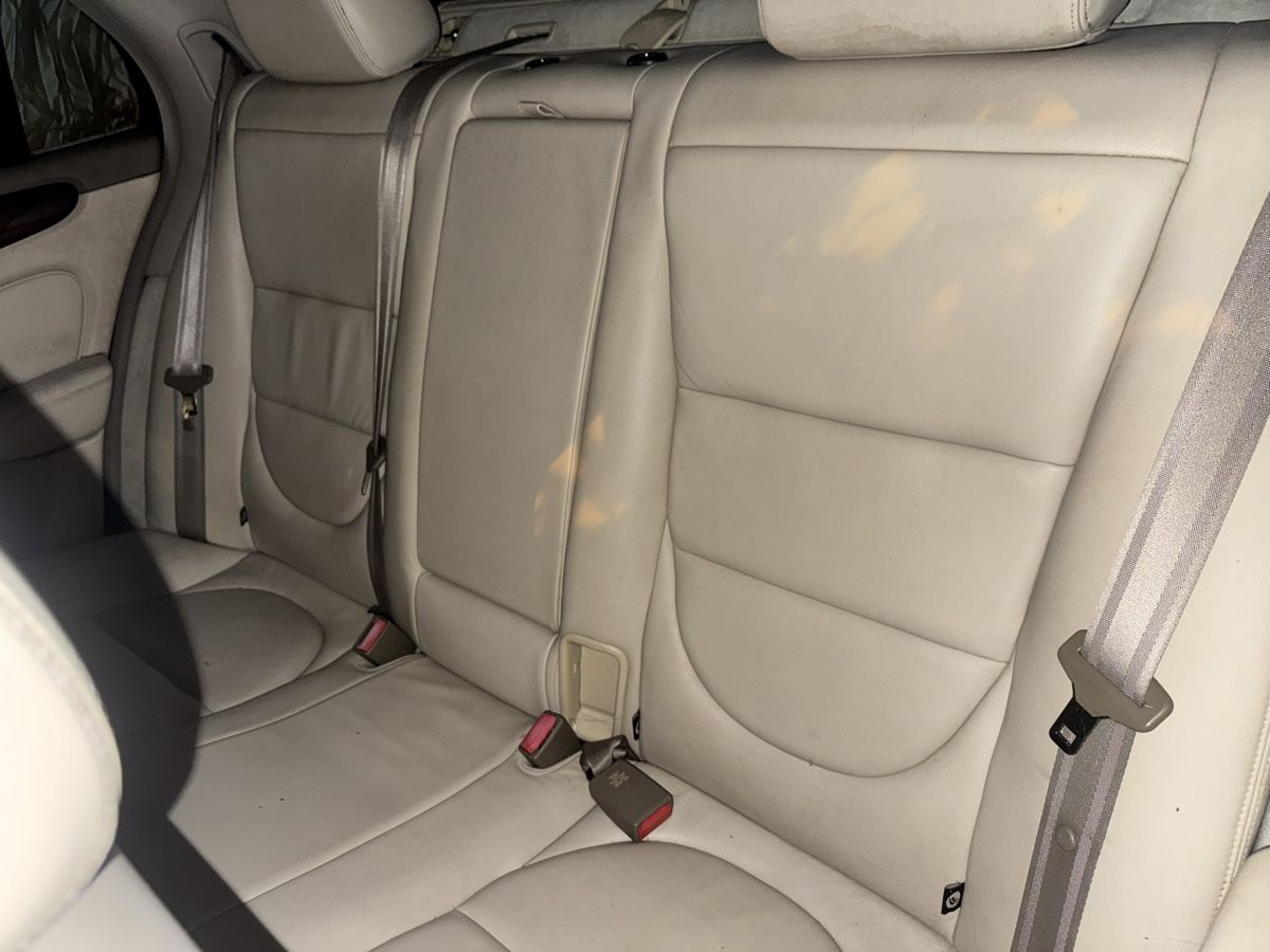 Jaguar Automobili: Jaguar xj8 Executive 3.5  – Difettoso da Windisch venduto da val_d66z 6