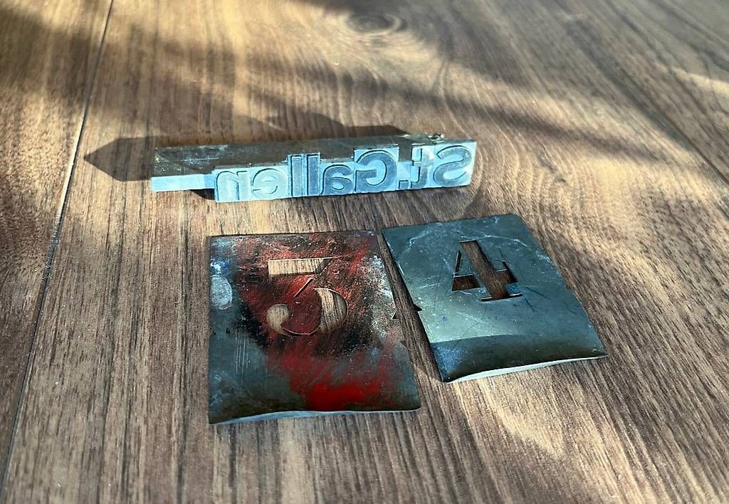 Sciablone: Schablonen, Stempel Metall – Usato da Rotkreuz venduto da jrg_lwn8