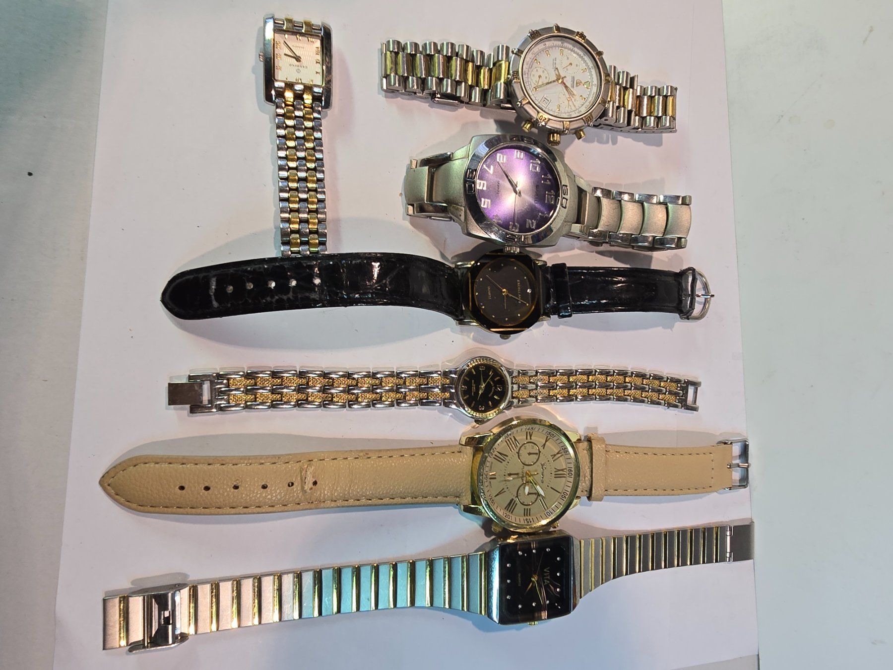 Montres: Lot Armbanduhren – D'occasion à Ennetbürgen par 50shafali53
