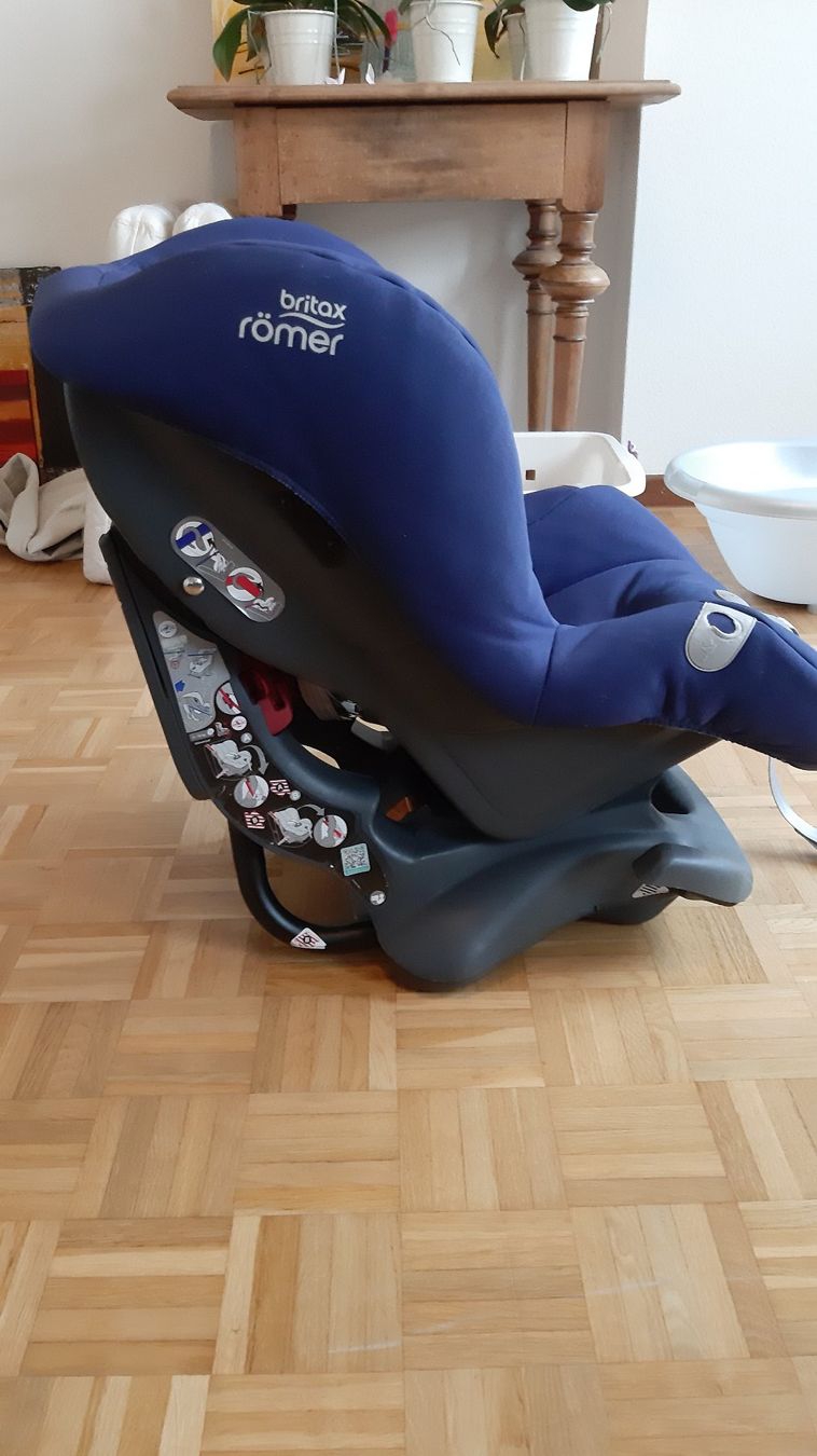 Britax Römer Seggiolini per auto: Kindersitz/Babyschale Britax Römer First Class Plus – Usato da Oberengstringen venduto da gustavomatos 2