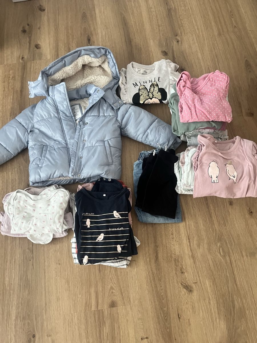 Lotti & Set di vestiti: Kleiderpaket Gr. 98/104 – Usato da Unterägeri venduto da mar_6gzc