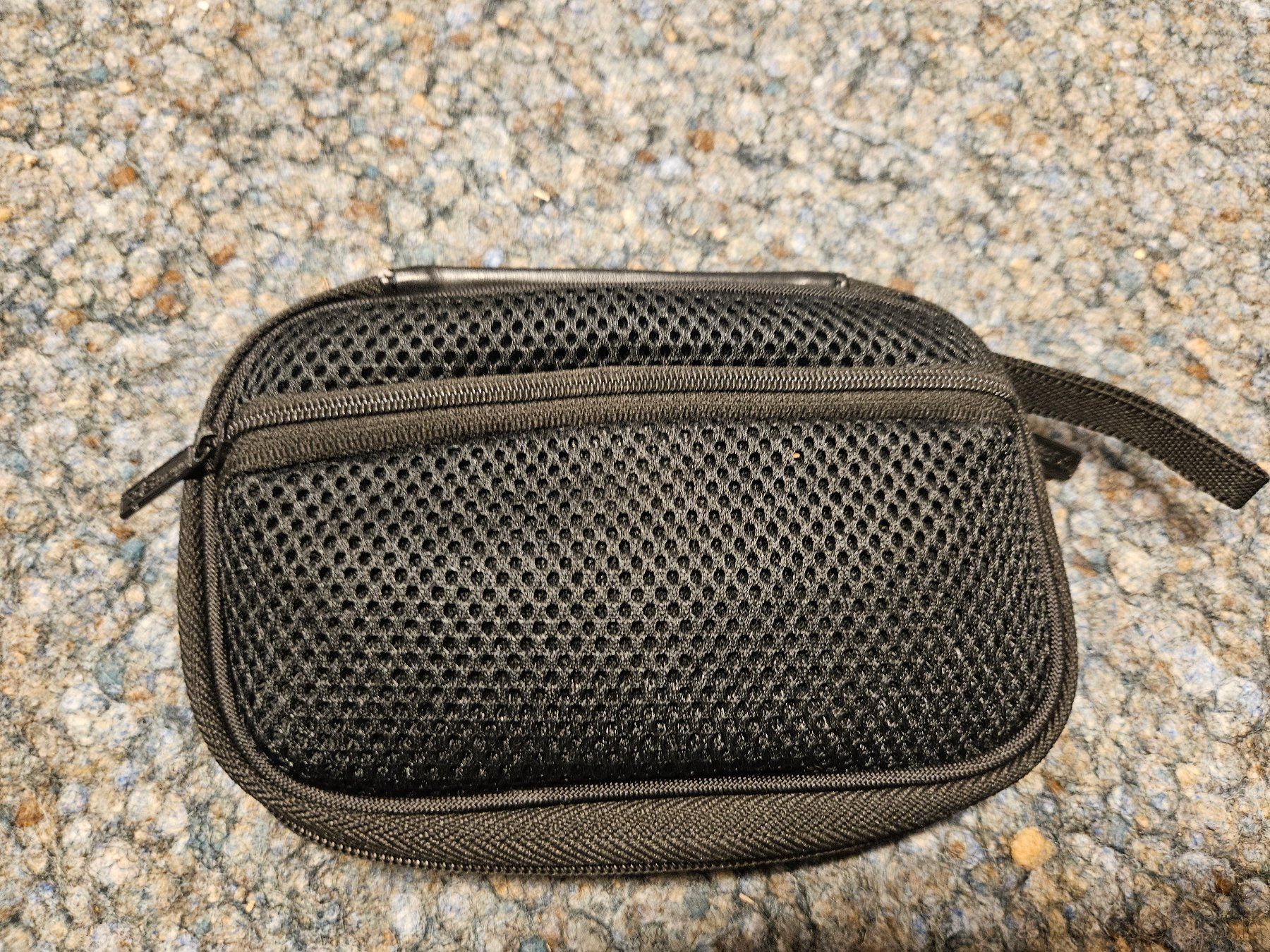 Nintendo Console: Original Nintendo 3DS Tasche Schwarz – Usato da Hindelbank venduto da GameBoy1981 1