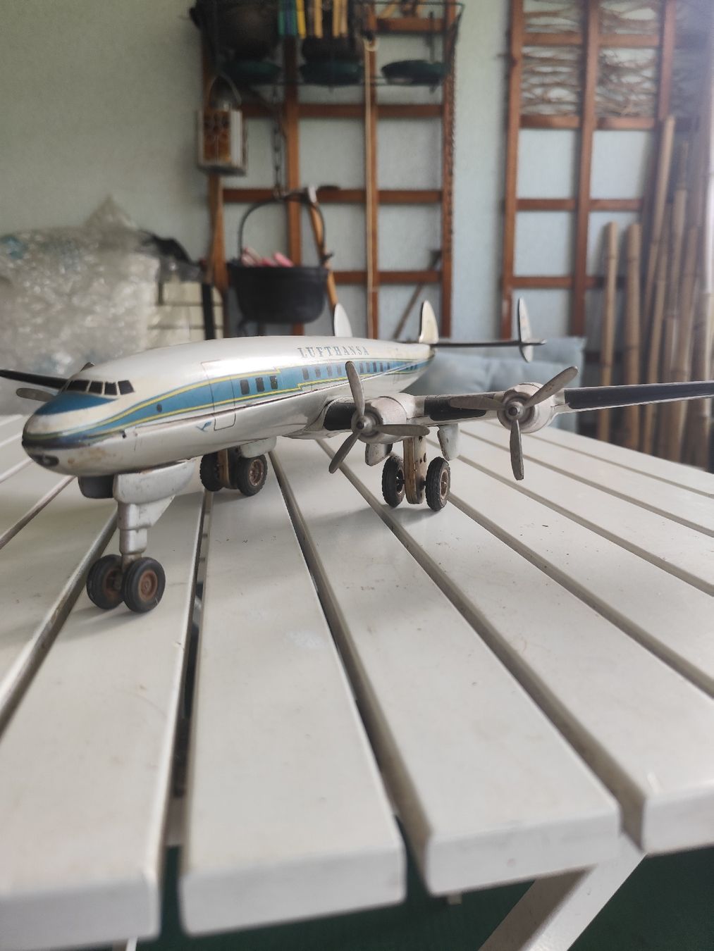 Lufthansa Modellbausätze & Standmodelle: 100 Jahre Lufthansa super Constellation blech Flieger – Gebraucht aus minusio von bierbrauer 8