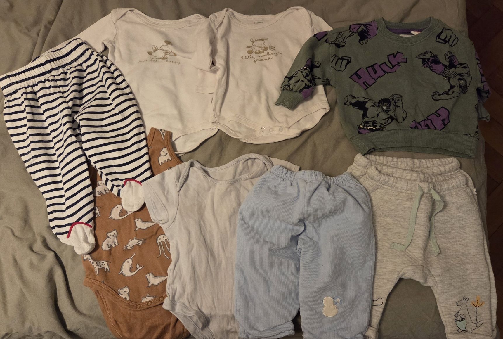 Lotti & Set di vestiti: vêtements bébé taille 3-6 et 6-9 mois – Usato da Lausanne venduto da ver_05_22