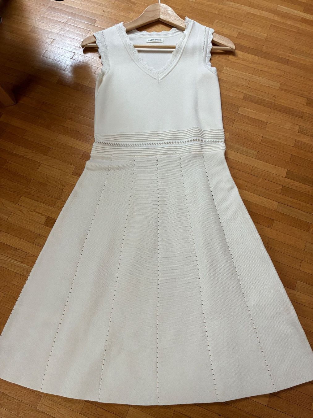 Vestiti: CACHE CACHE gr 34 Kleid Crème – Usato da Veyrier venduto da gnoom74