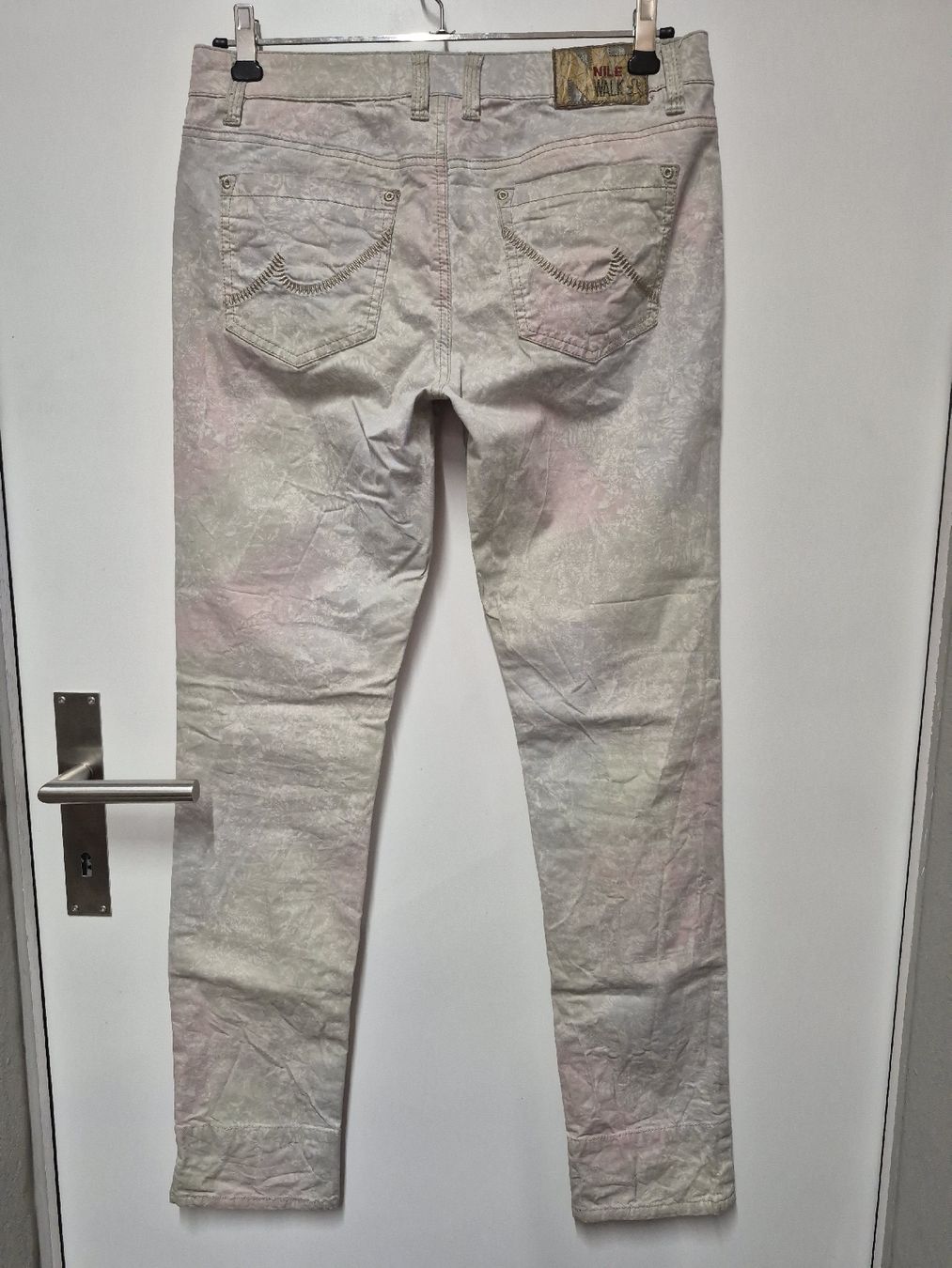 Nile Pantalons: NILE Hose Stretch Gr.S+ Pastell, Muster – D'occasion à Merligen par muss_haben 1