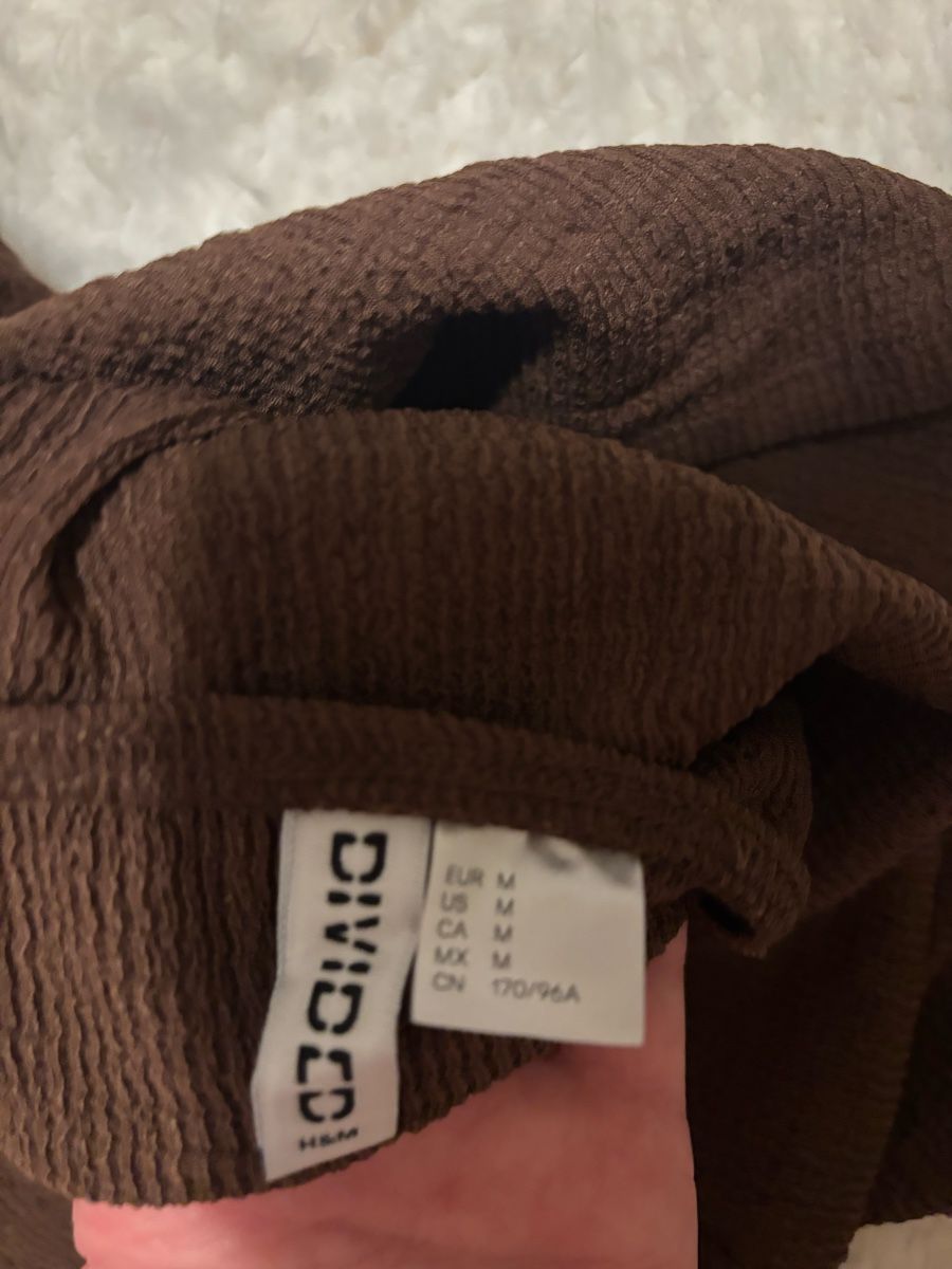 H&M Top: Top H&M braun Gr. M  – Nuovo e nell'imballaggio originale da Arbon venduto da Viktoriaa 4