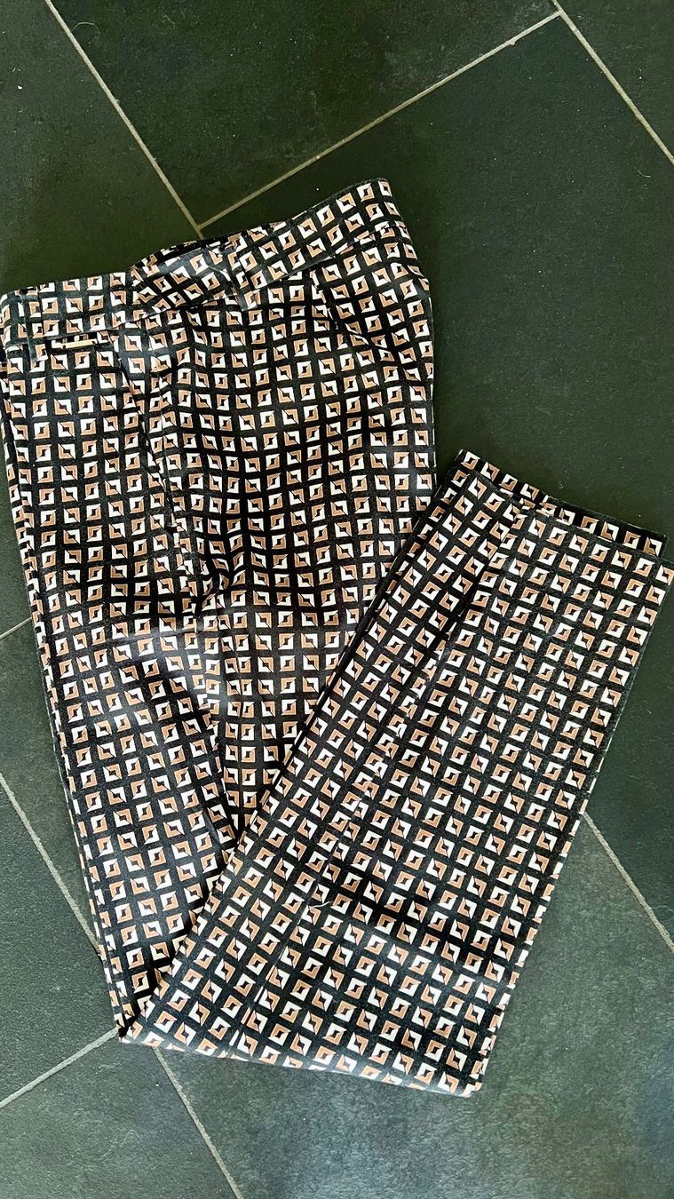 Comma Pantaloni: HOSE VON COMMA GR. 36 WIE NEU – Nuovo (secondo la descrizione) da Pfäffikon ZH venduto da Ruth8 1