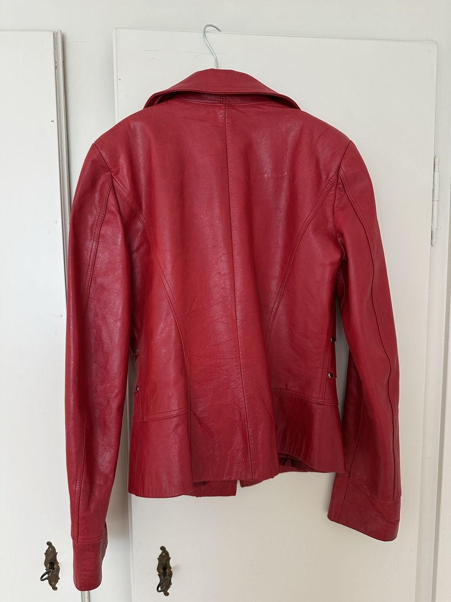 Giacche: rote Lederjacke von Intuition Paris – Usato da Herisau venduto da cem_p2g9 1
