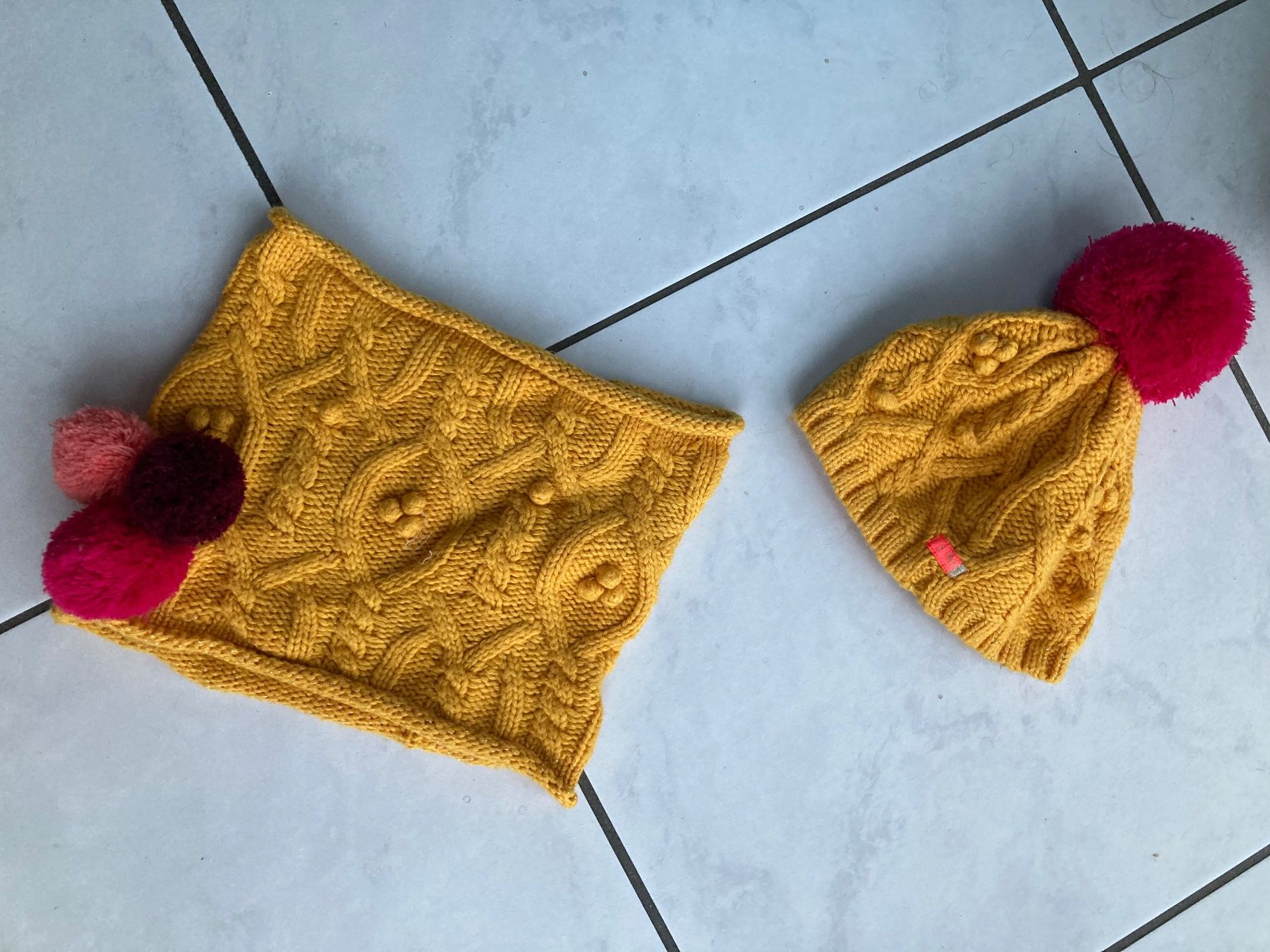 Catimini Altro abbigliamento per bambina: CATIMINI snood 4/8ans – Nuovo (secondo la descrizione) da domdidier venduto da picolo99 1