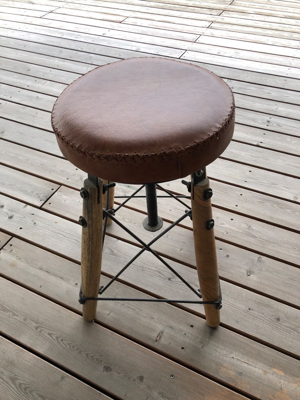 Sgabelli: Retro Vintage Hocker Leder-Metall – Usato da Solothurn venduto da SusanneL01 4